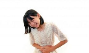 Dolor abdominal en una niña con daño de gusanos